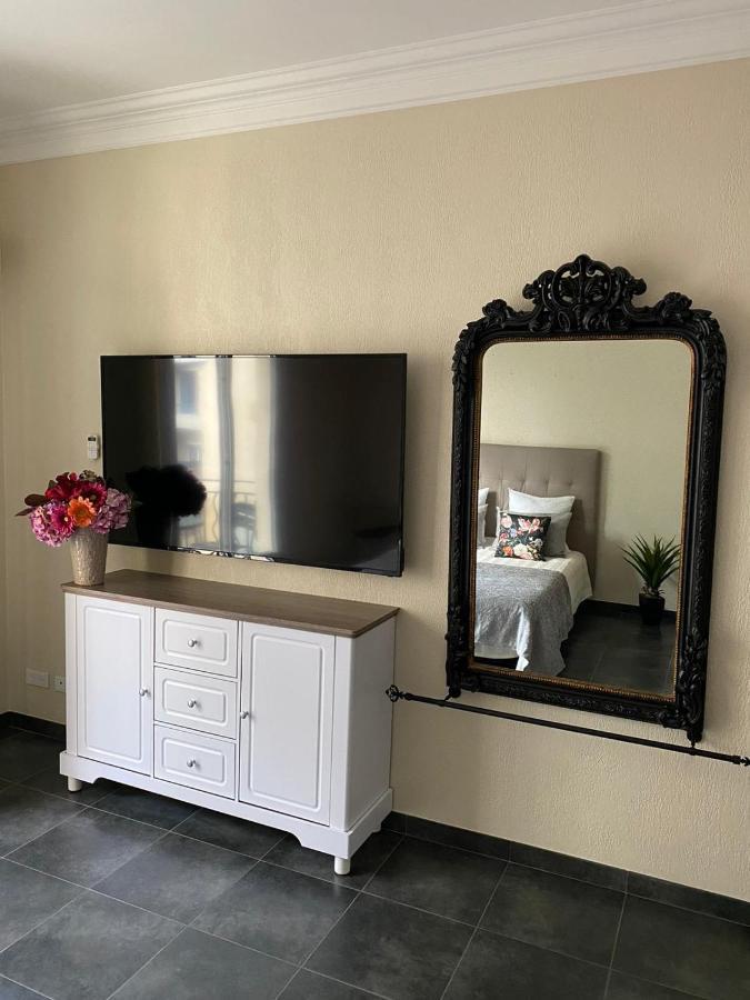 Cozy Studio With A Sea View Ница Екстериор снимка