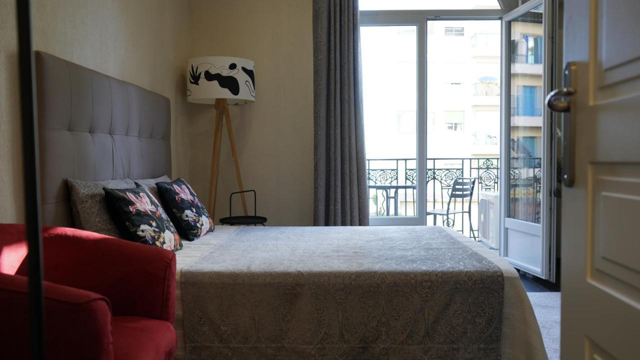Cozy Studio With A Sea View Ница Екстериор снимка